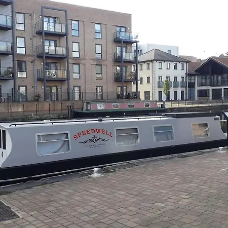 Unique Narrowboat In Town Centre Chelmsford Essex Hotel Exterior photo
